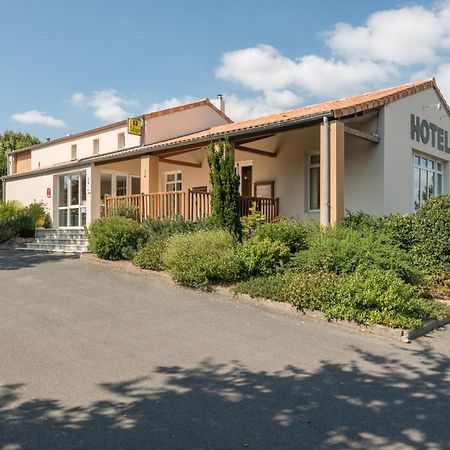 Logis Hotel Les 3 Marchands Брессюір Екстер'єр фото